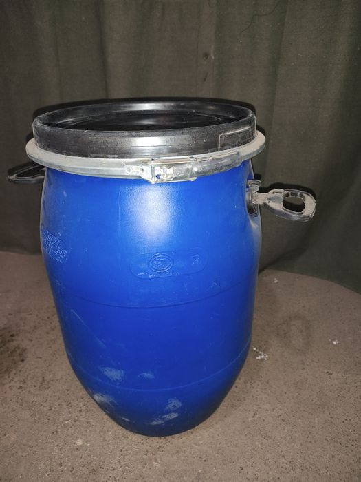 Бочки пластиковые 65л