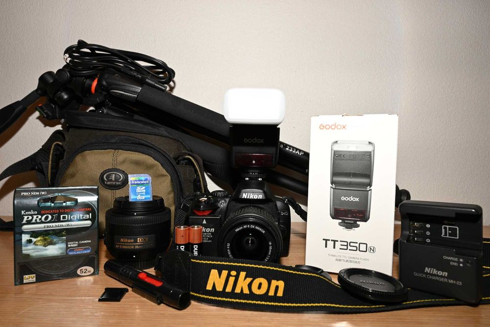 Камера Nikon D40 крутой комплект