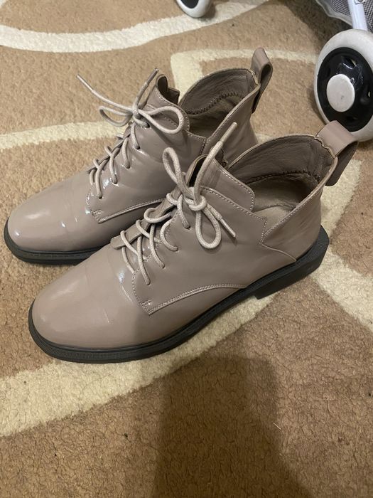 Ботинки женские…