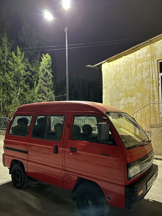 Дамас сотилади 2001