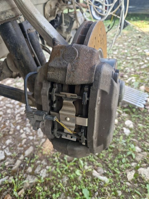 Дескове и спирачни апарати s320