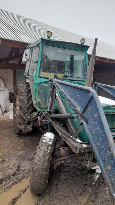 Vând tractor deutz fahr de 72cp ân stare de funcționare la