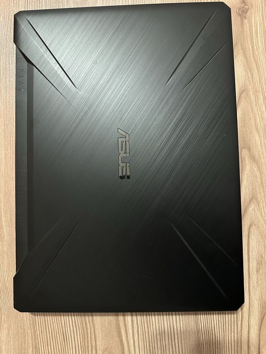 Asus TUF Gaming FX505 - Ryzen5, GTX1050, 16GB RAM, SSD480 - Impecabil