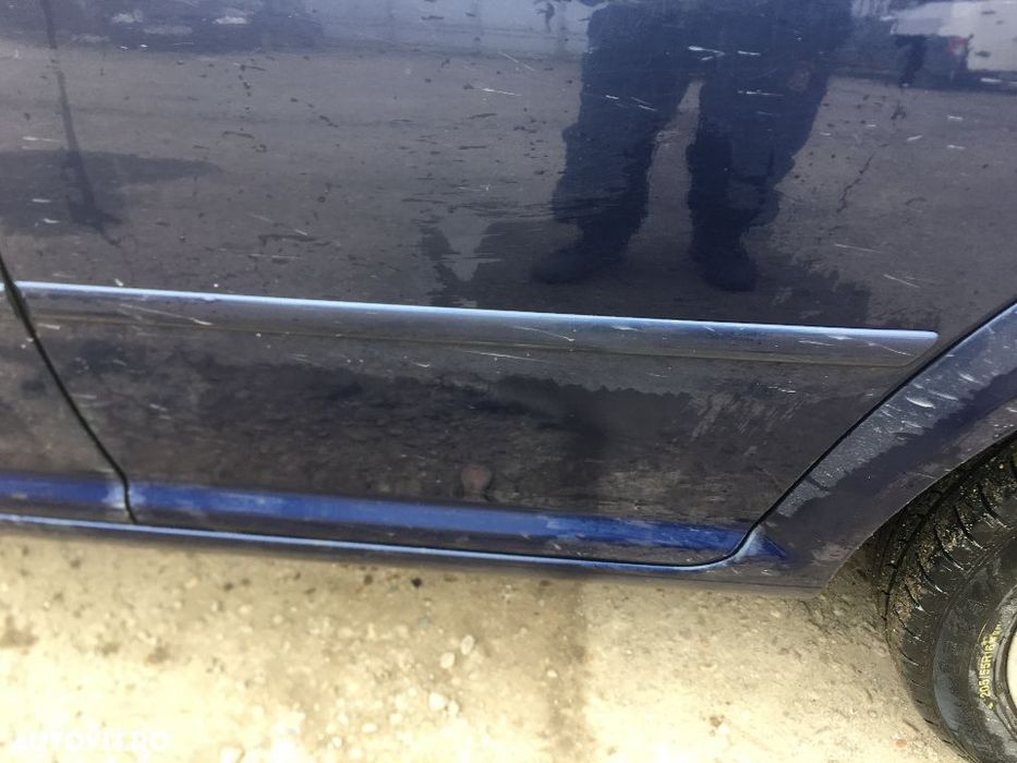 Usa / Portiera Stanga Spate VW Golf 4 Hatchback / Berlina 1998 - 2005 Cod Culoare LB5N