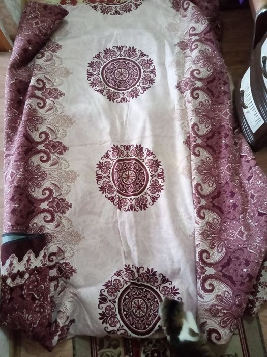 Продам 2 бамбуковых ковра 2х4