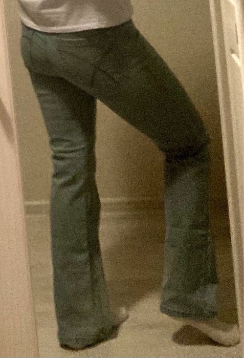 Продам джинсы