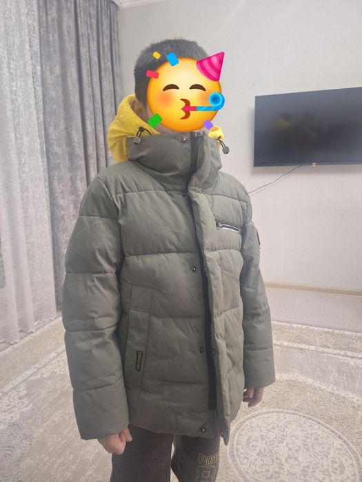 Зимняя куртка на 7-8 лет