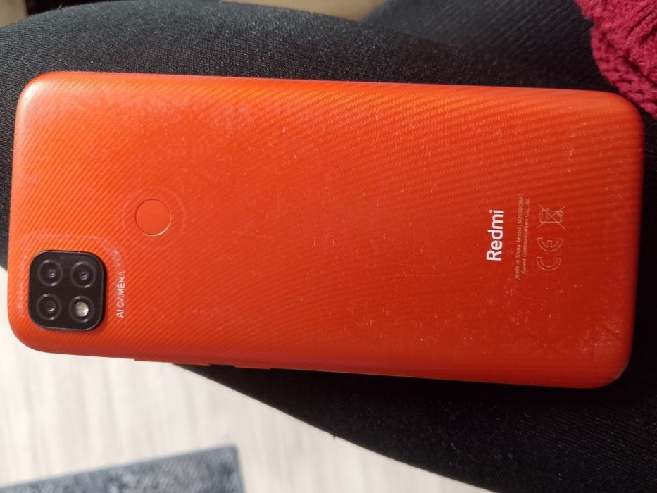 Продам телефон срочно