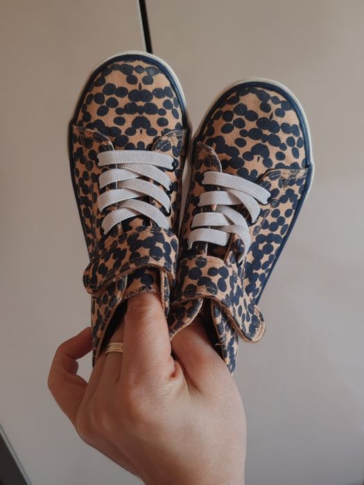 Încălțăminte mărime 26