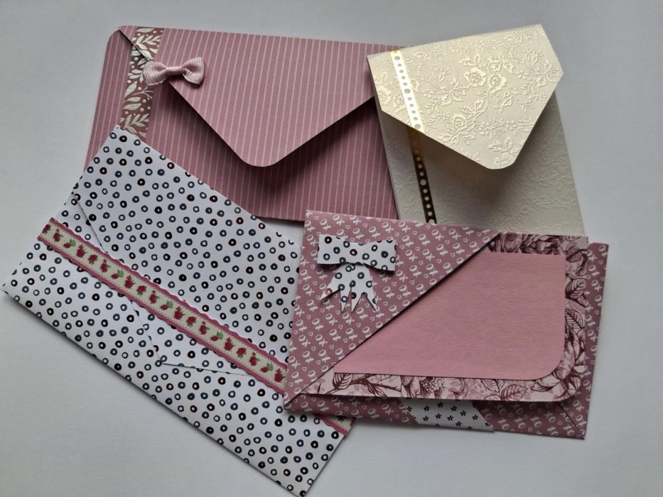 Плик за пари от твърда хартия, ръчноправен