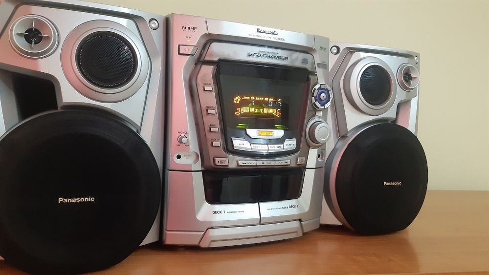 Музыкальный  центр  Panasonic