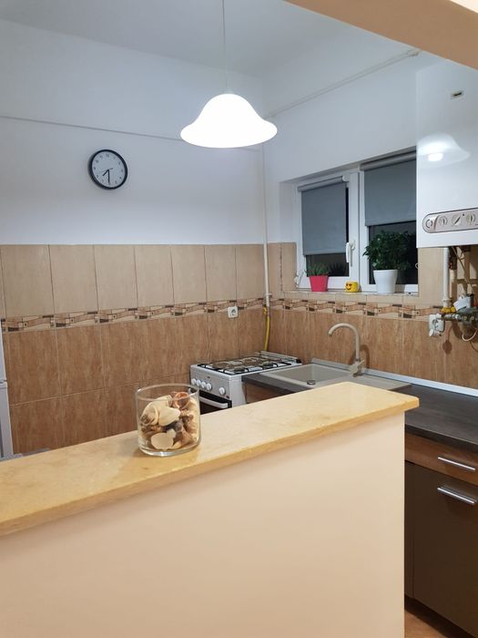 Apartament 2 camere de închiriat
