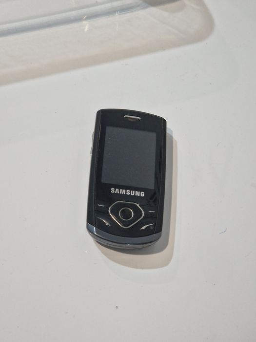 Telefon pe sina perfect funcțional