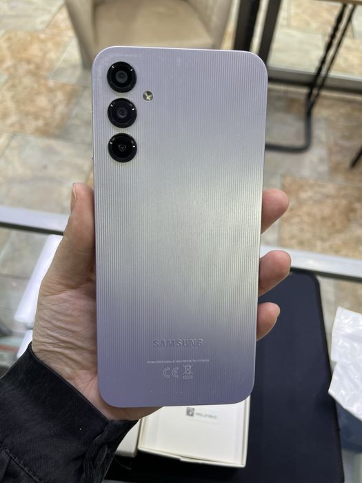 Самсунг А14 ///в идеальном состоянии