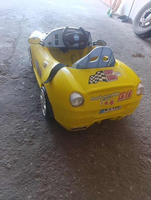 Детска количка на ток