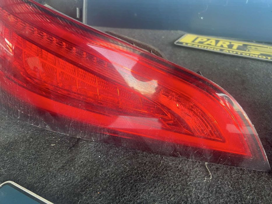 Оригинални стопове AUDI Q5 SQ5 Фейс 8R0 945 093 8R0 945 094