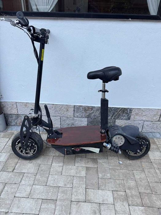 Trotinetă electrică 48V 1500W - Defect, ideal piese de schimb