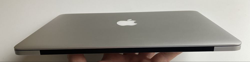 MacBook Pro 13-inch,