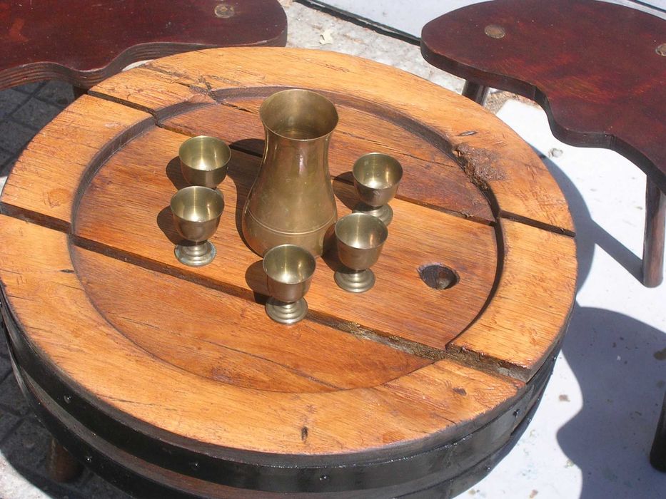 Трикраки сточета  6бр+ масичка+ ПОДАРЪК