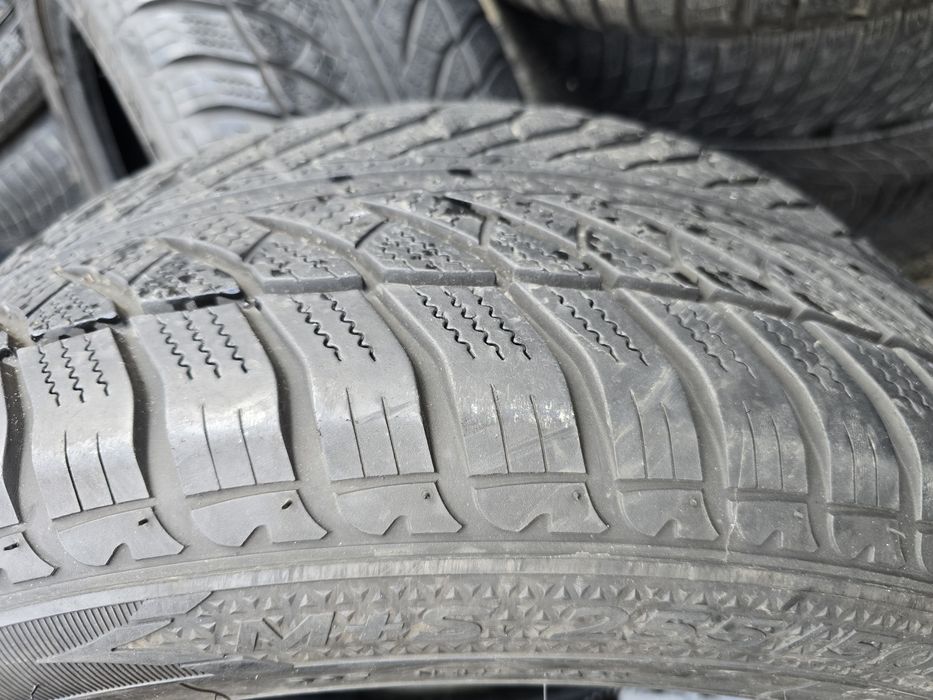 Anvelope iarna 255 50 19 Runflat