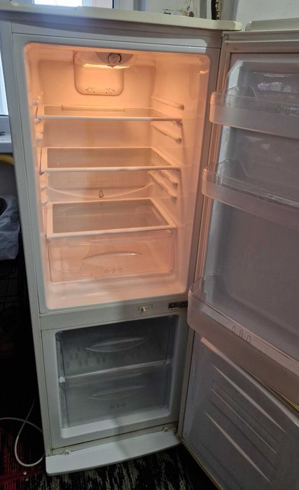 Продается холодильник