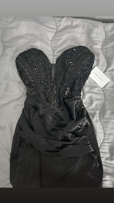 Рокля Gilbert Collection