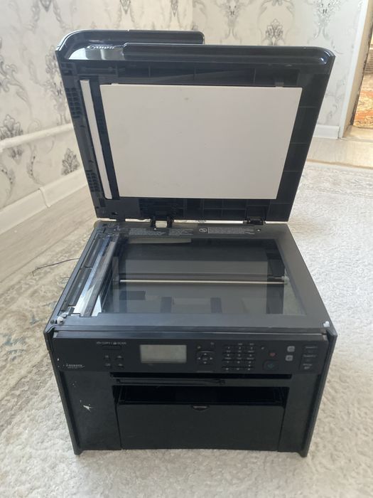 Canon принтр.