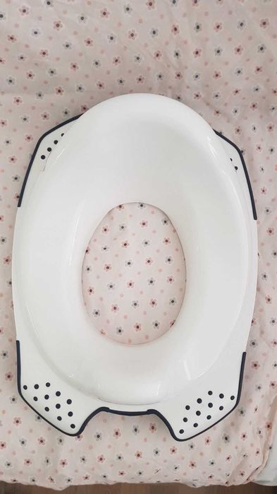 комплект 18-24месеца + Нова анатомична приставка за тоалетна