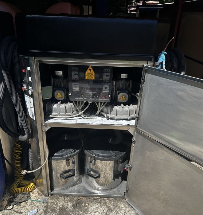 Aspirator dublu + Aer Self Service Trifazic jetoniere electronice rm5