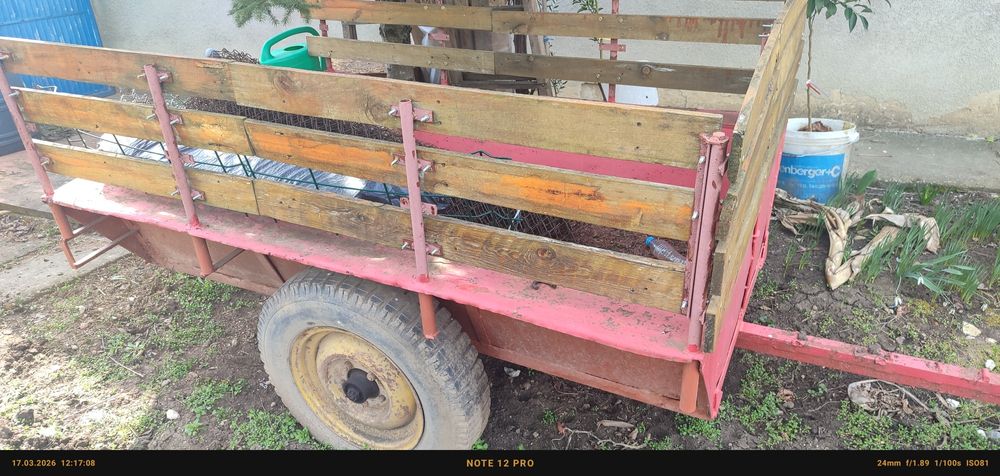 Старо двуколесни ремарке.