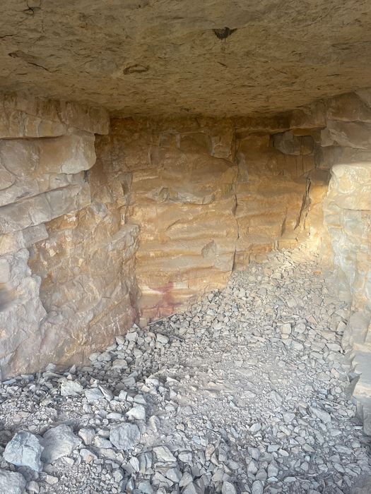 Собствени съседни терени в с.Крушуна над Водопадите и до селото-Асфалт