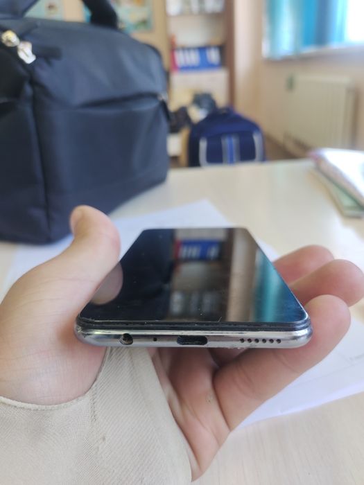 Vivo v21e смартфон