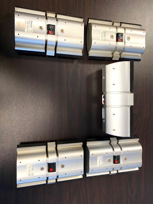 Съраунд тонколони Pioneer