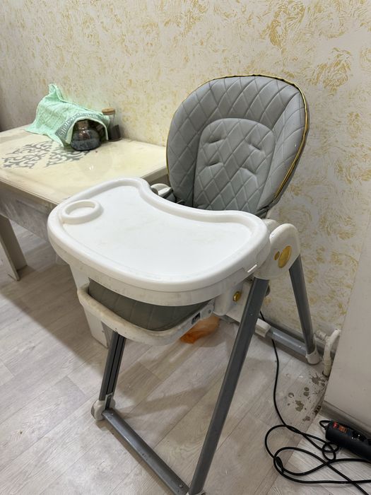 Детский стульчик кухенный столик шкафтар