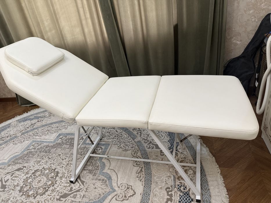 Продам кушетку