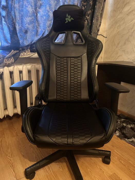 Компьютерный стул