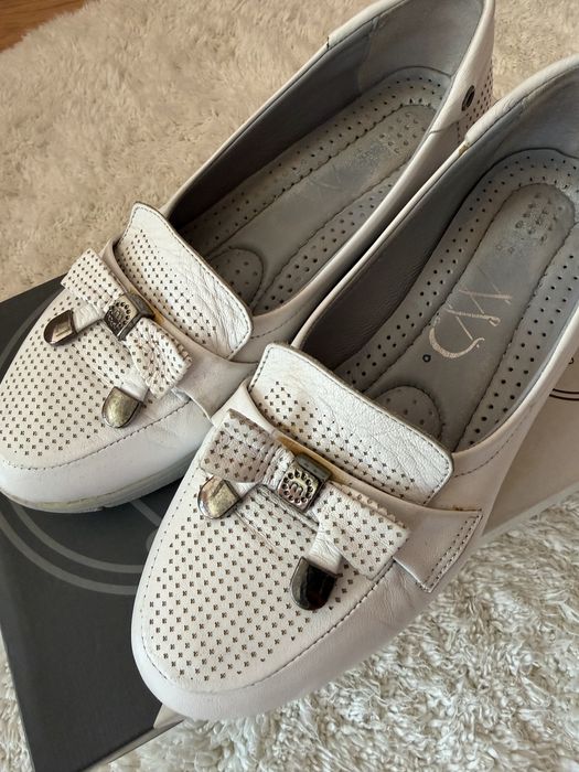 Дамски обувки естествена кожа