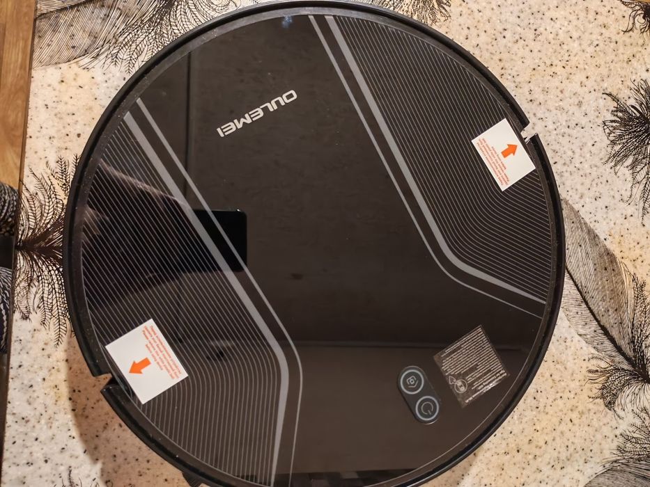 Продам робот пылесос идеал все в комплекте