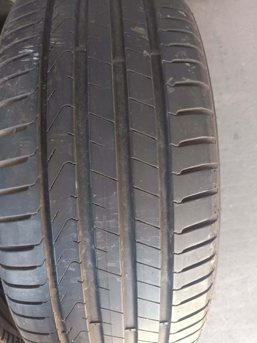 245/50/19 2броя Pirelli CinturatoP7.Гумите са в много добро състояние,