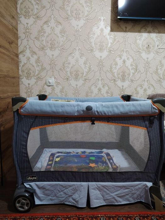 Манеж+кравать CHICCO бранд