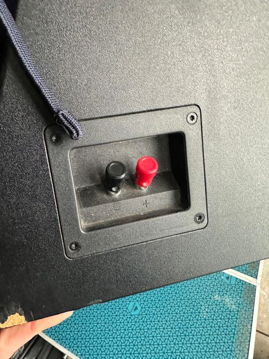 vand subwoofer focal auto