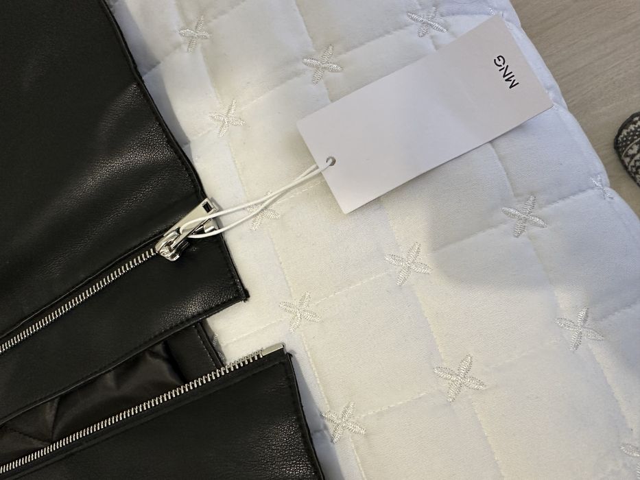 Дамско кожено яке