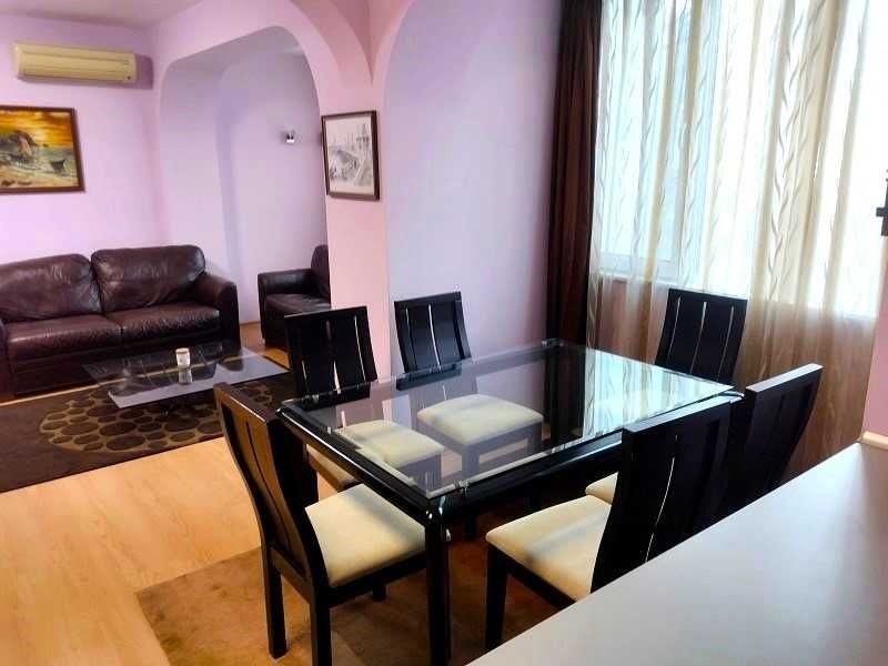 Дава се под наем Тристаен апартамент в Варна, Базар Левски - 90 кв.м за 765 € - Снимка #3