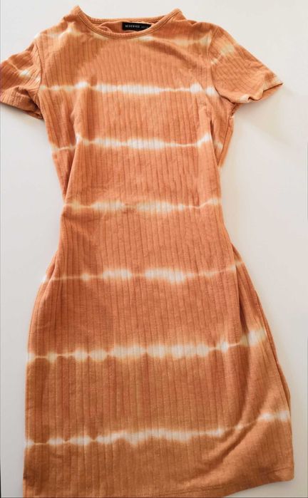 Чисто нова рокля Reserved