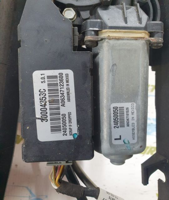 Trapa panoramica 30004353c Chrysler 300C 1  [din 2005 pana  2011] seria