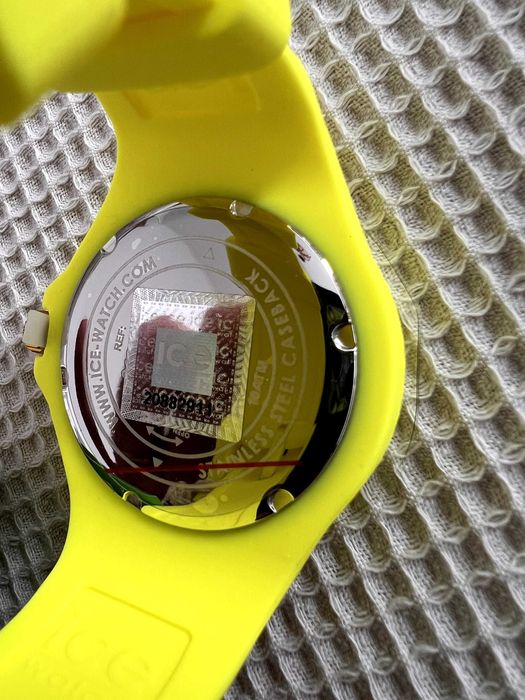 Ice Watch Generation Flashy Yellow Medium 3H Nou