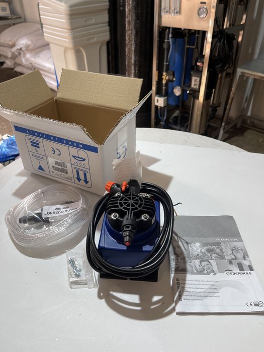 Дозираща помпа Етатрон за автомивка на самообслужване