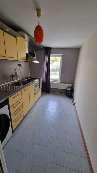 Дава се под наем Етаж от къща в Варна, Галата - 100 кв.м за 548.25 € - Снимка #4