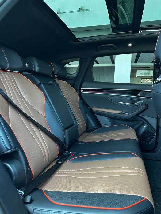 Minimal foizlar bilan BYD Song Plus Champion 2026 Qora rangi ham bor