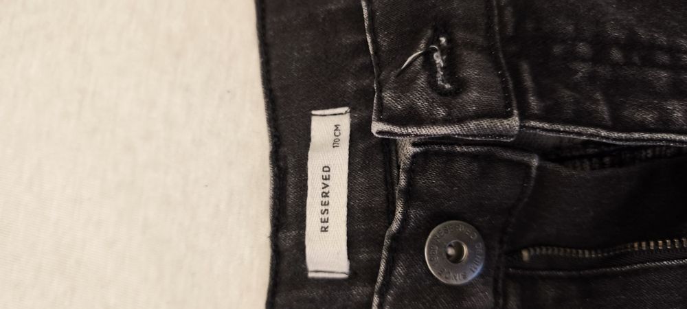 Pantaloni blugi marime 170
